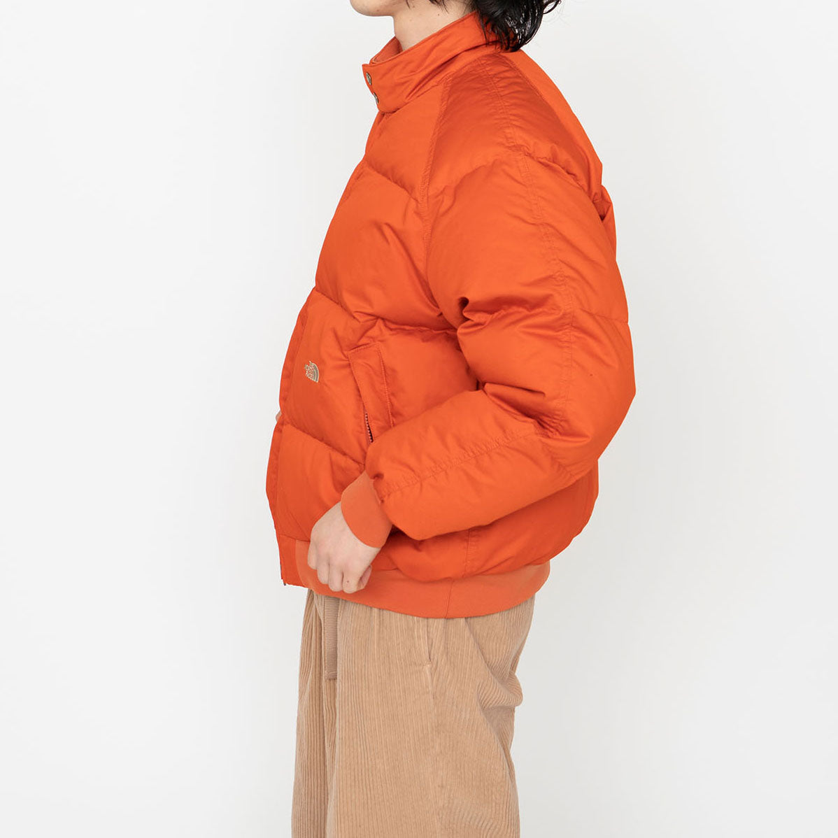 
                  
                    LIGHTWEIGHT TWILL MOUNTAIN DOWN JACKET
                  
                