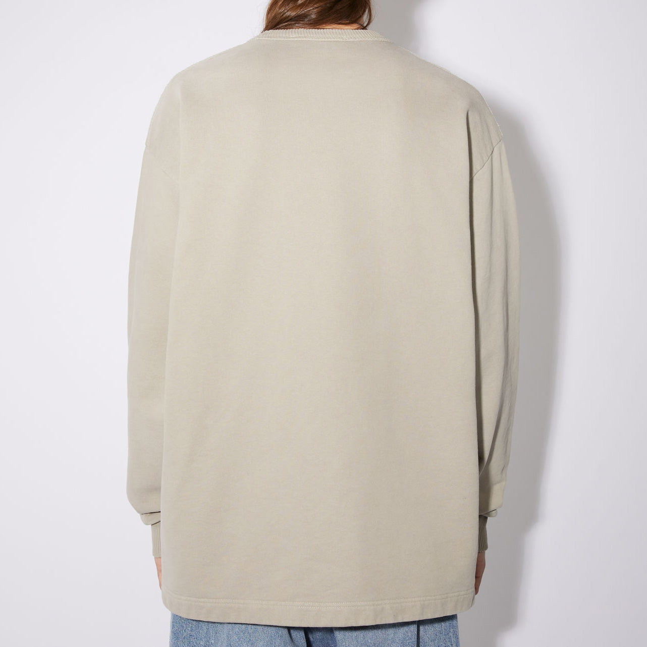 
                  
                    LOGO CREW NECK SWEATSHIRT
                  
                