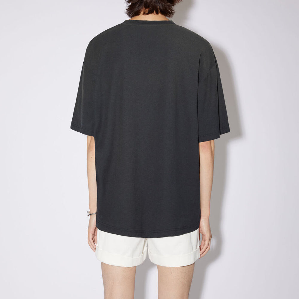 
                  
                    LOGO T-SHIRTS
                  
                