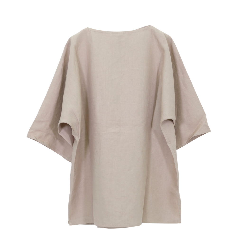 
                  
                    WIDE COLLAR SHIRT
                  
                