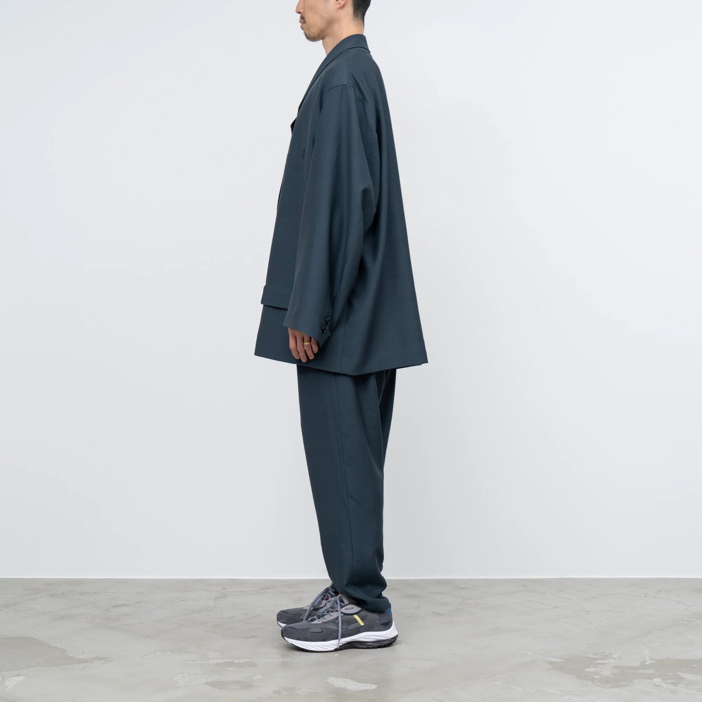 
                  
                    WOOL CUPRO DOUBLE JACKET
                  
                