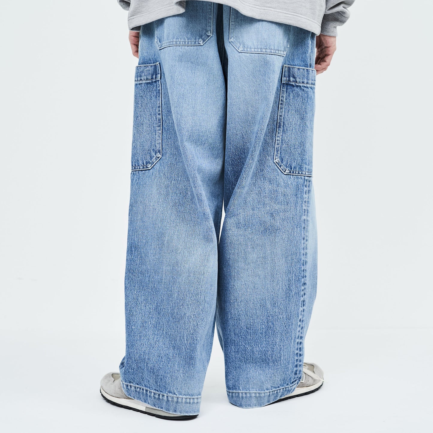 
                  
                    SELVAGE DENIM CARGO PANTS LIGHT FADE
                  
                