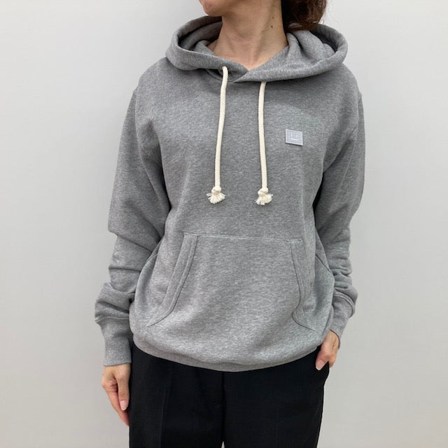 
                  
                    FACEフーディスウェット
                  
                