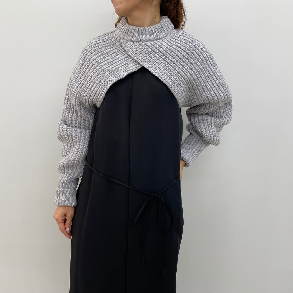 
                  
                    RIBBED SLEEVES-TOP GRAY
                  
                
