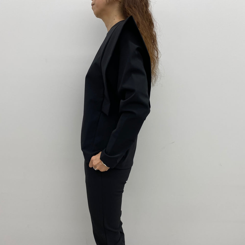
                  
                    STRETCH POWER SHOULDER TOP
                  
                